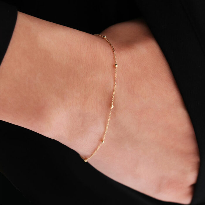 fine gold chain bracelet